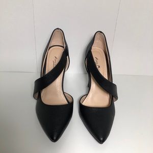 Brand new black heels